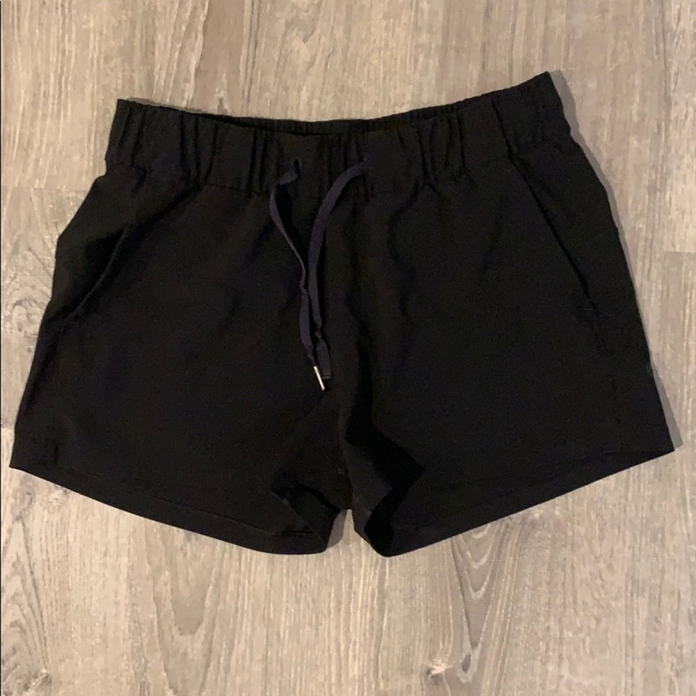 Lululemon On the Fly Short 2.5”